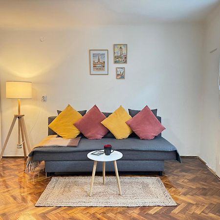 Charming Studio Ideal For Getaways Or Workations In Sibiu'S Medieval City Center Esterno foto