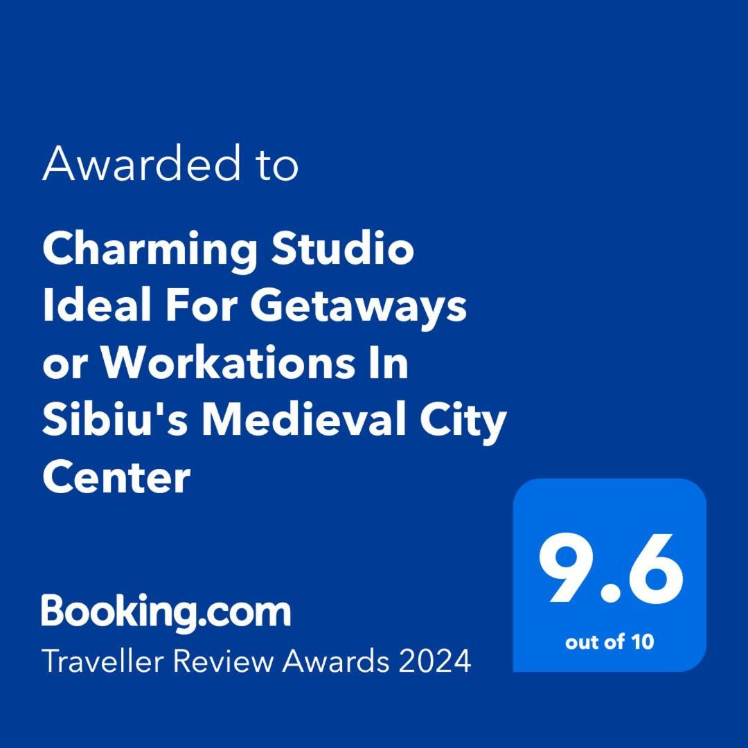 Charming Studio Ideal For Getaways Or Workations In Sibiu'S Medieval City Center Esterno foto