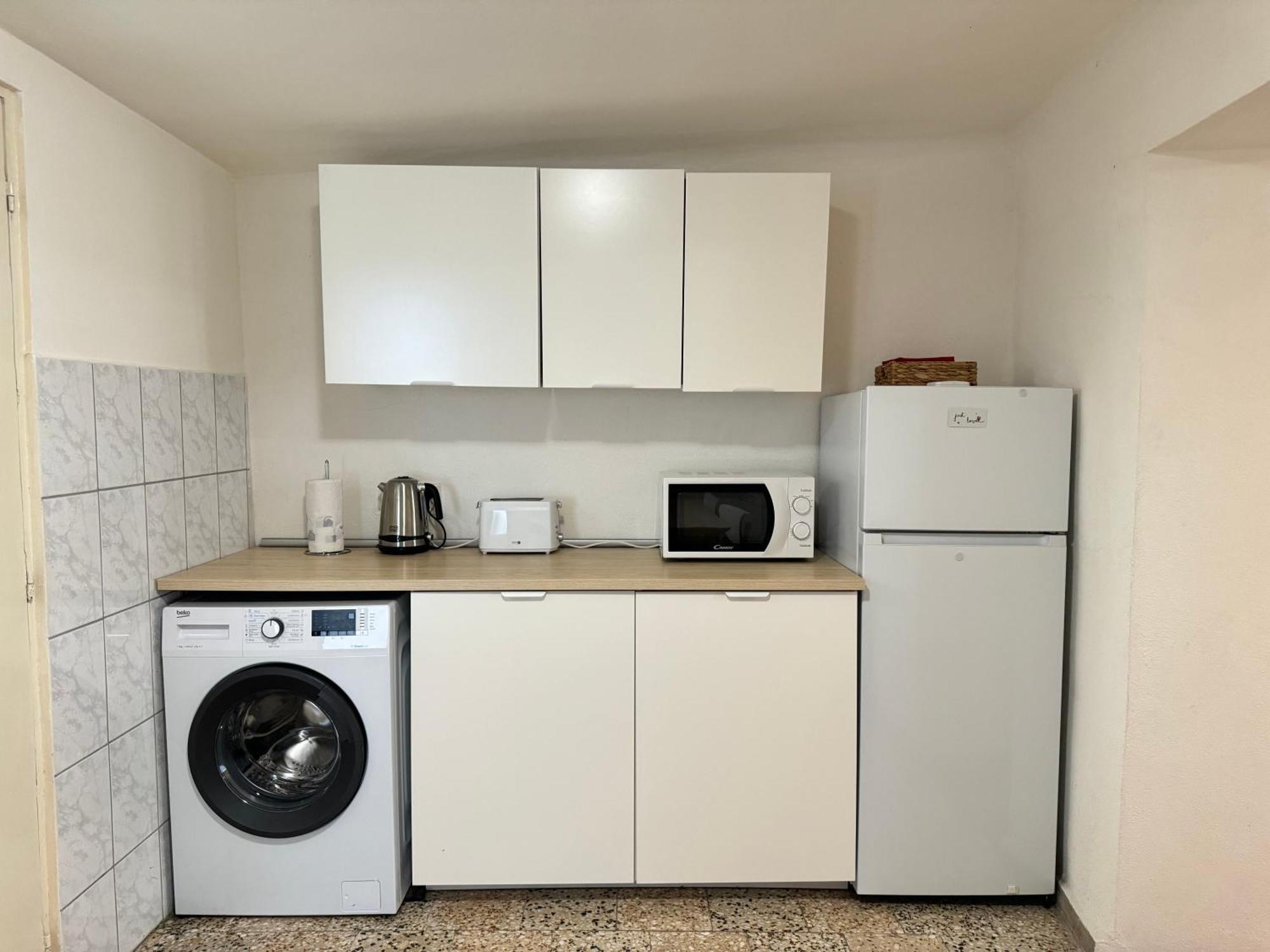 Charming Studio Ideal For Getaways Or Workations In Sibiu'S Medieval City Center Esterno foto