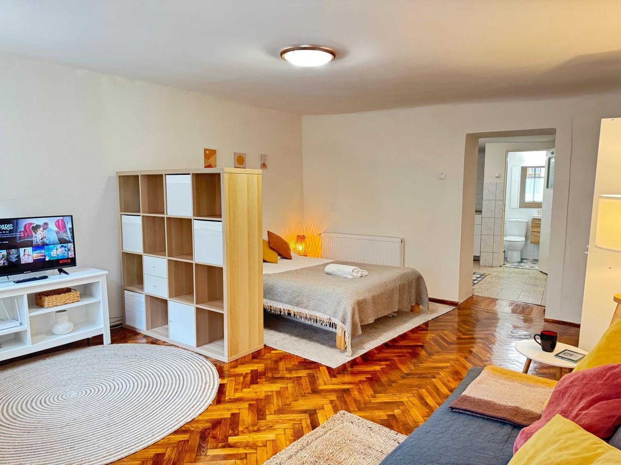 Charming Studio Ideal For Getaways Or Workations In Sibiu'S Medieval City Center Esterno foto